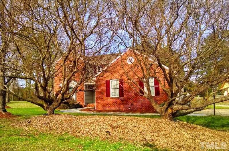 1 Chartwell Ct, Durham, NC 27703