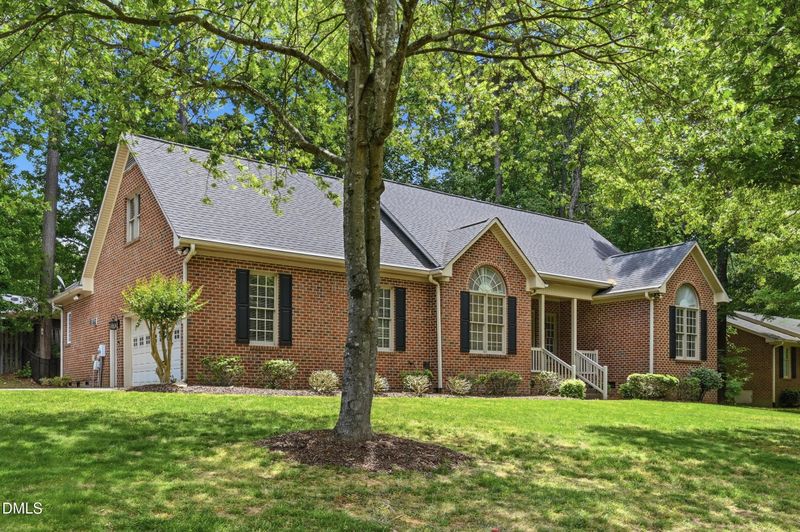 1 Dalton Ct, Durham, NC 27705