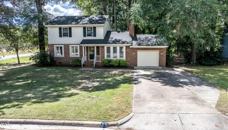 1 Eden Dr, Smithfield, NC 27577