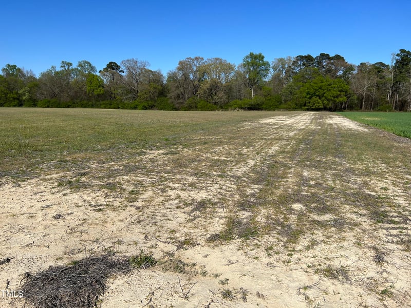 1 Erwin Chapel Rd, Dunn, NC 28334