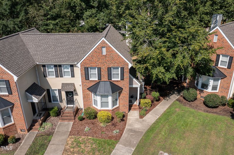 1 Forest Glen Dr #24, Chapel Hill, NC 27517