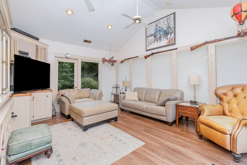 1 Gathering Pl, Raleigh, NC 27604