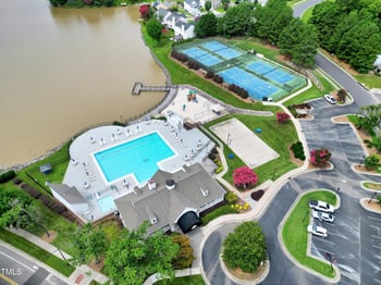 1 Kings Grant Ct, Durham, NC 27703