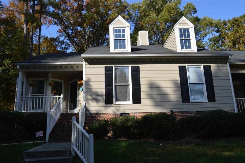 1 Kings Mount Ct, Durham, NC 27713
