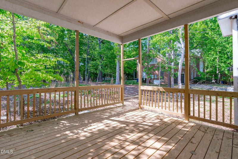 1 Moss Creek Ct, Durham, NC 27712