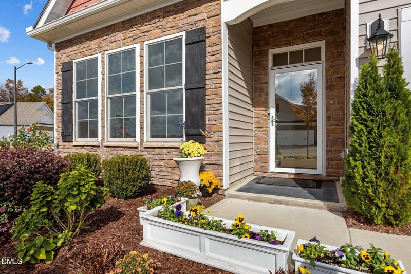 1 Parker Pond Ct, Durham, NC 27703