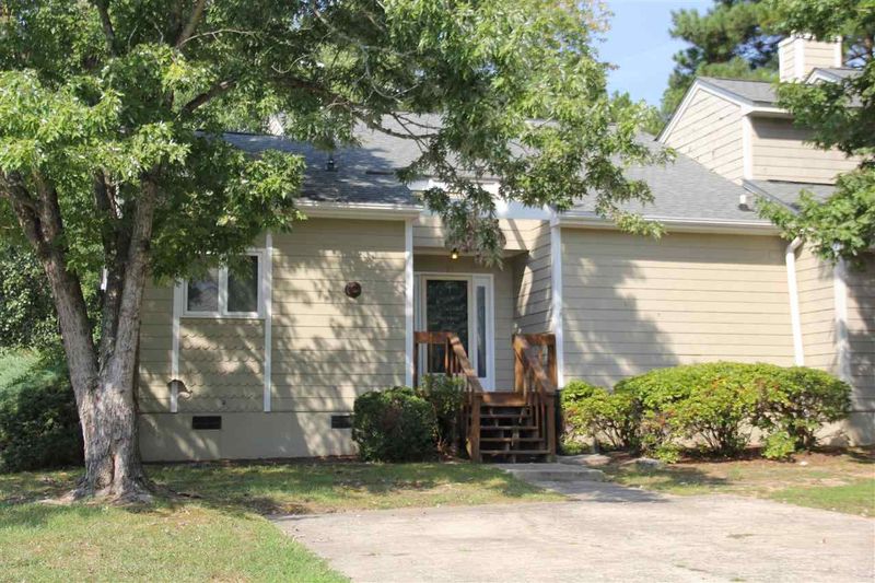 1 Pinyon Pl, Durham, NC 27707