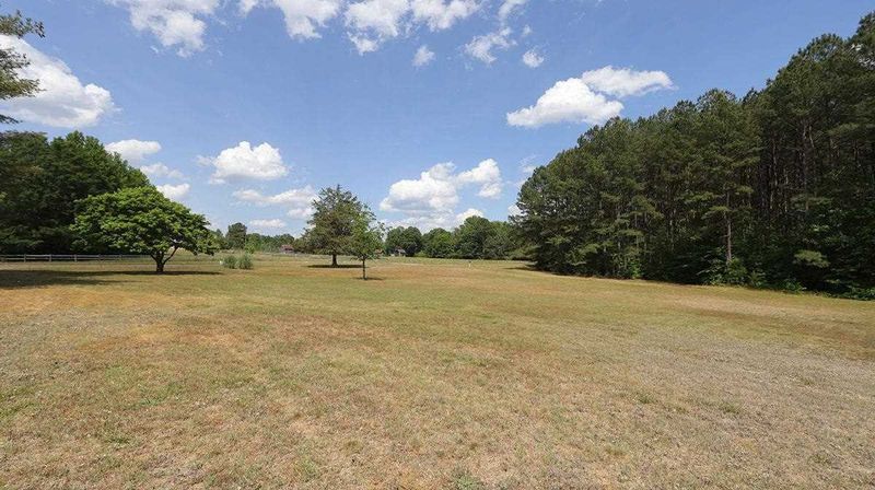 1 Rocky Ford Rd, Louisburg, NC 27549