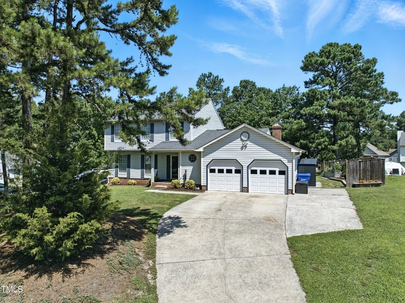 1 Saturn Ct, Durham, NC 27703