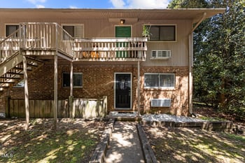 1 Shepherd Ln #B4, Chapel Hill, NC 27514