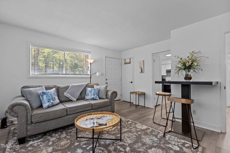 1 Shepherd Ln #B4, Chapel Hill, NC 27514