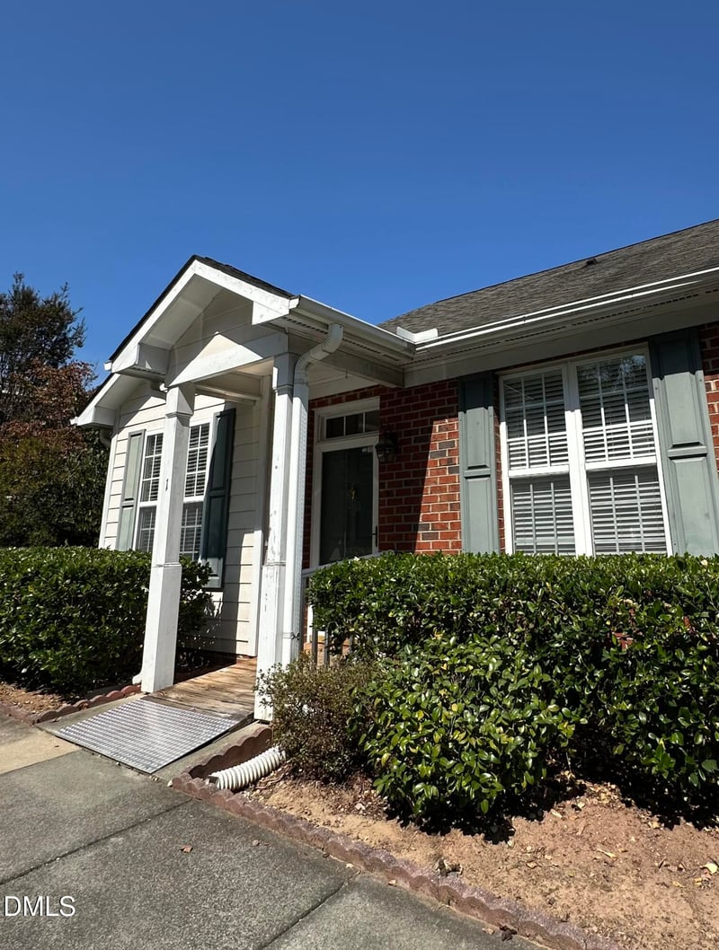 1 Signet Dr, Durham, NC 27704