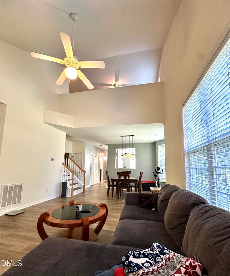 1 Signet Dr, Durham, NC 27704