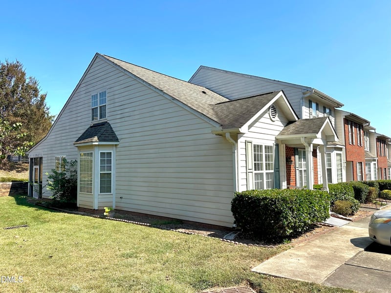 1 Signet Dr, Durham, NC 27704