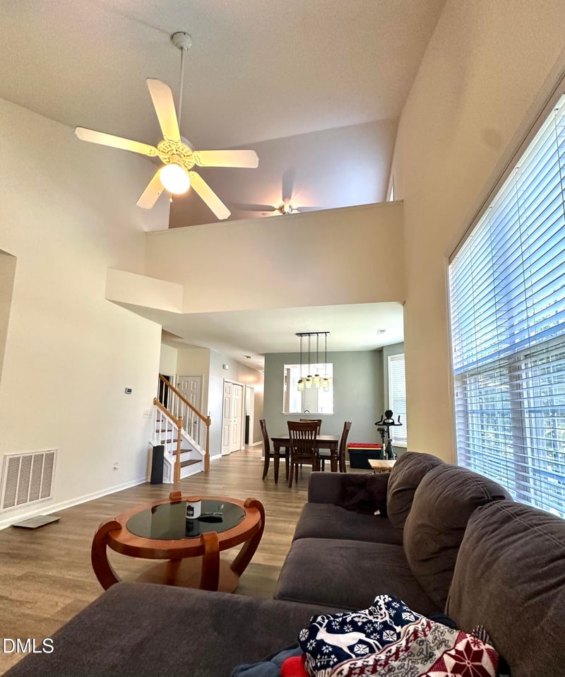 1 Signet Dr, Durham, NC 27704