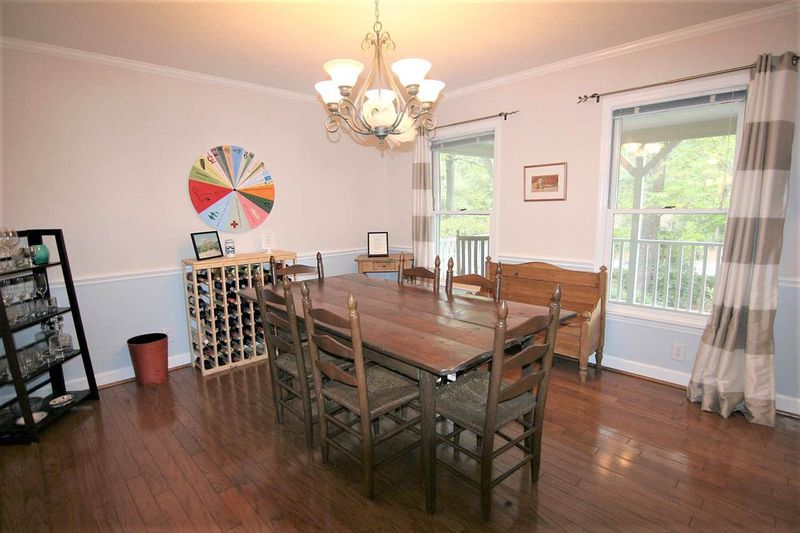 1 St James Ct, Durham, NC 27713