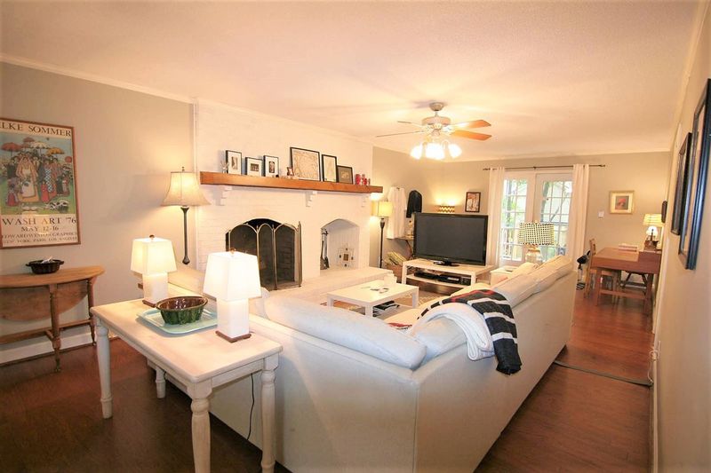 1 St James Ct, Durham, NC 27713