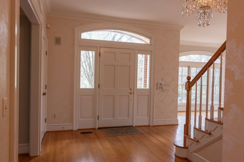 1 St James Pl, Chapel Hill, NC 27514