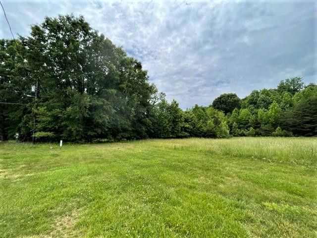 1 Sunset Hills Dr, Burlington, NC 27215