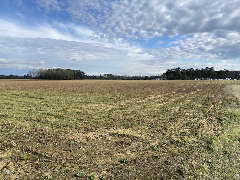1 Tart Rd, Dunn, NC 28334