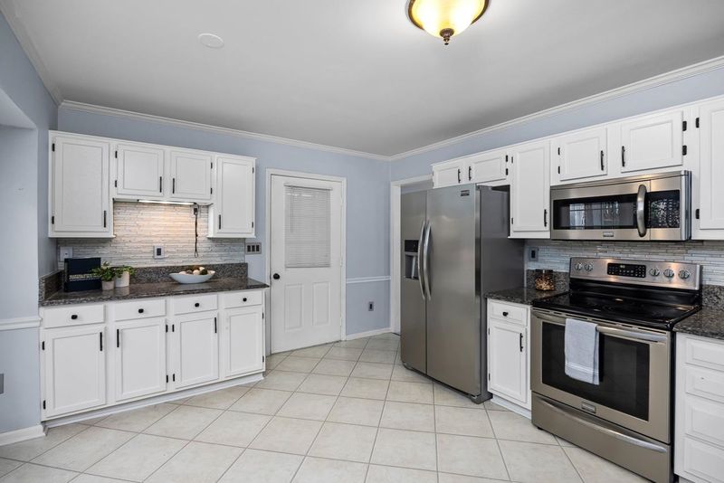 1 Trump Ct, Durham, NC 27703
