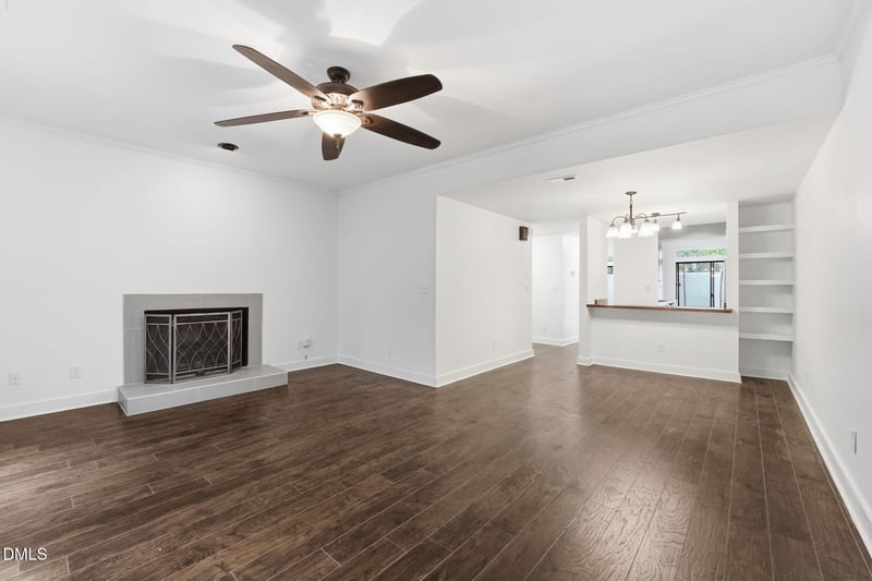 1 Vauxhall Pl, Chapel Hill, NC 27517