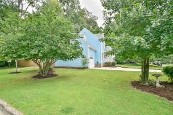 1 Warbler Ln, Durham, NC 27712