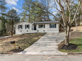 1 Westbury Pl, Durham, NC 27707