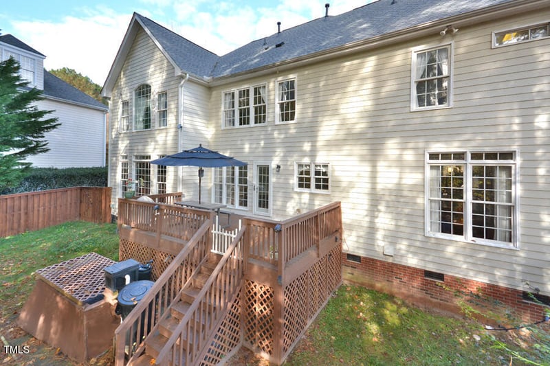 1 White Run Ct, Durham, NC 27712
