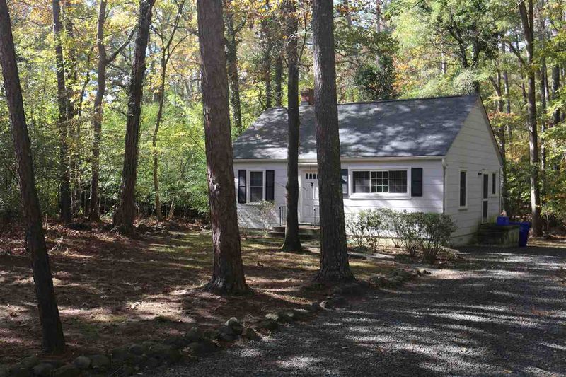 1 Wyrick St, Chapel Hill, NC 27516