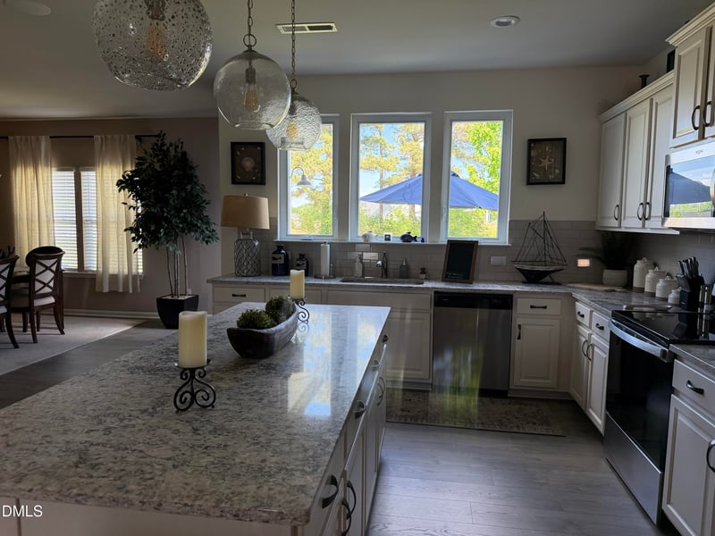 10 Arlie Ln, Lillington, NC 27546