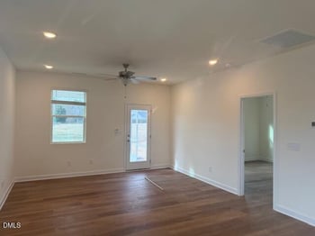 10 Baldwin St, Lillington, NC 27546