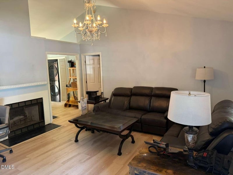 10 Bentwood Pl, Durham, NC 27703