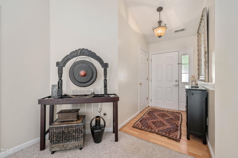 10 N Berrymeadow Ln, Durham, NC 27703
