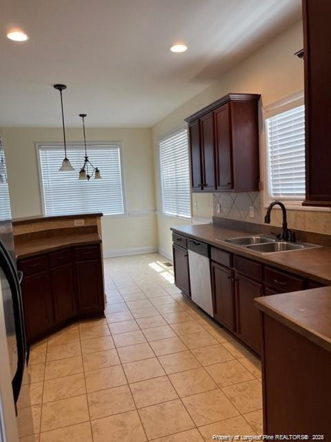 10 Boulder Dr, Sanford, NC 27332