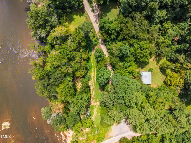 10 Bynum Beach Rd, Pittsboro, NC 27312