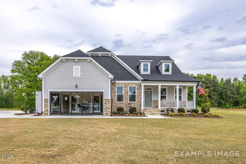 10 Conservatory Dr, Lillington, NC 27546