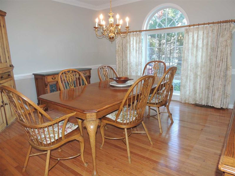 10 Coolidge Pl, Durham, NC 27705