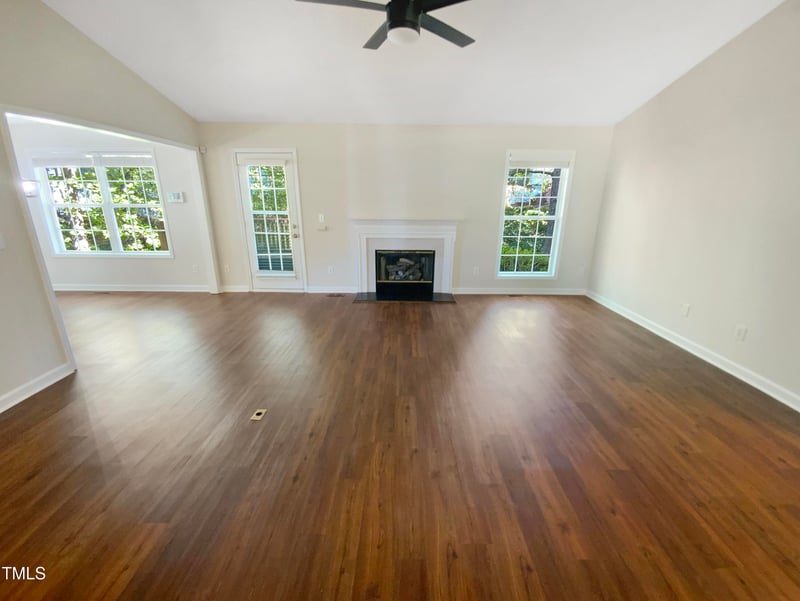 10 Cricket Hollow Rn, Clayton, NC 27520