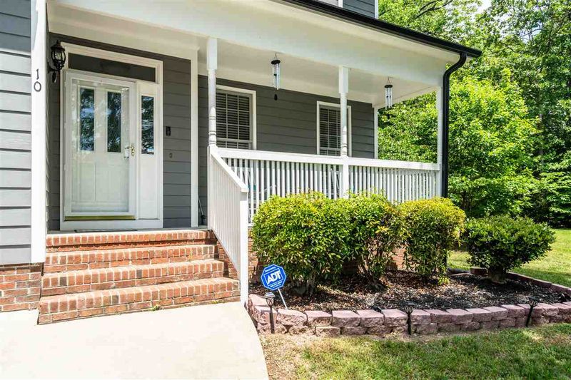 10 Dunnhaven Ct, Durham, NC 27712