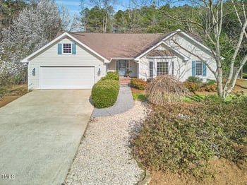 10 Eastwind Pl, Chapel Hill, NC 27517