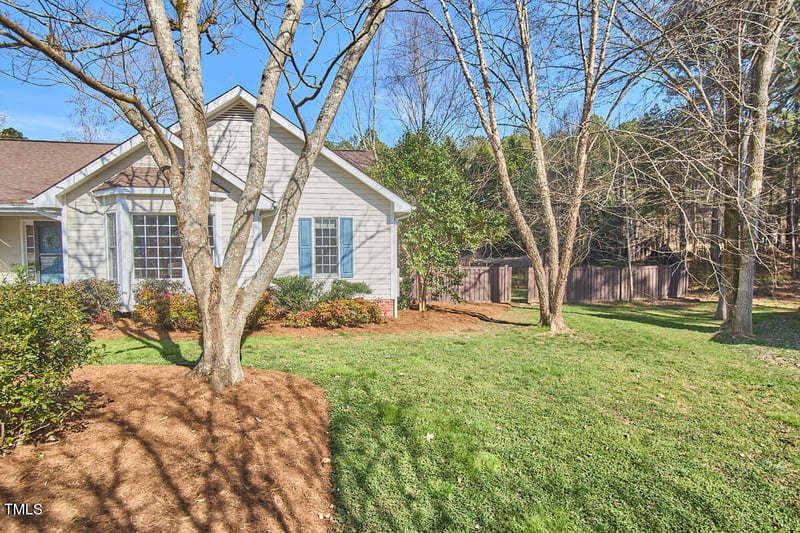 10 Eastwind Pl, Chapel Hill, NC 27517