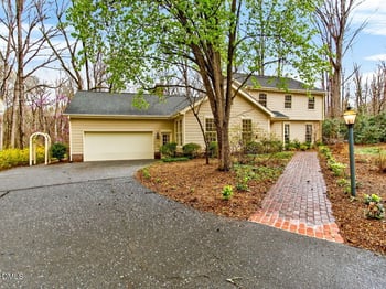 10 Elmstead Pl, Chapel Hill, NC 27517