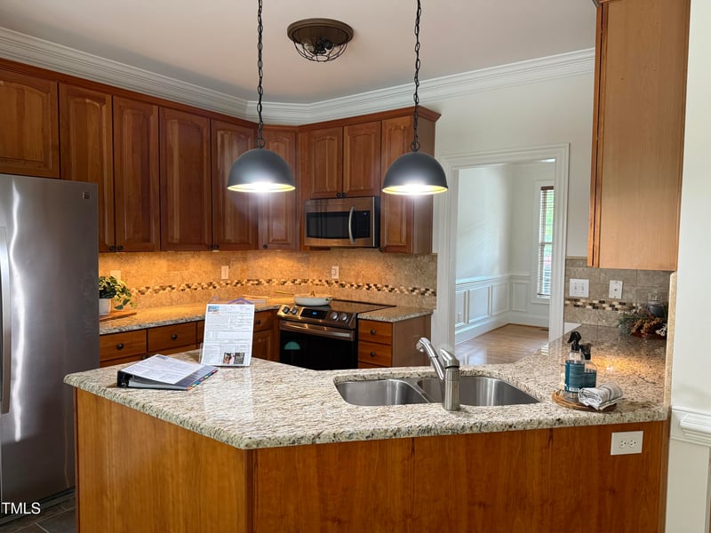 10 Georgetown Woods Dr, Youngsville, NC 27596