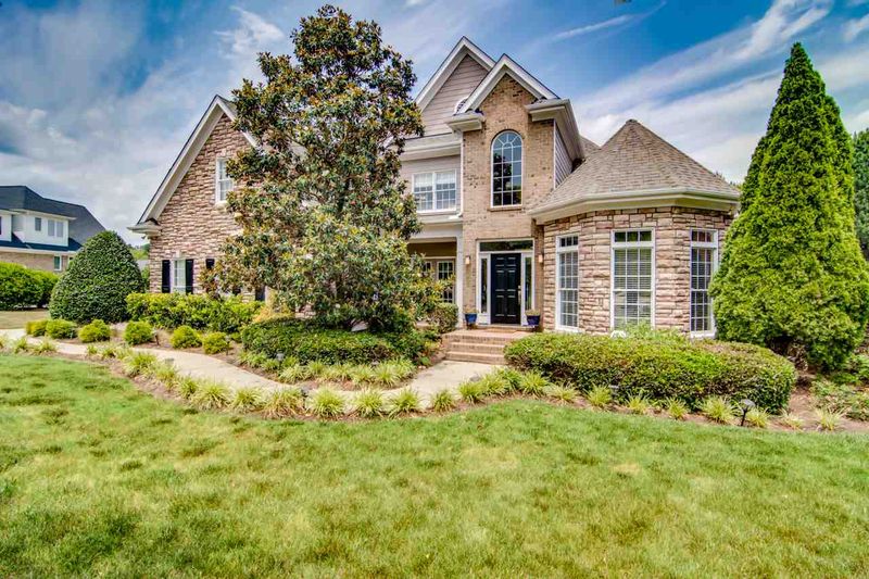 10 Goldenrod Pl, Durham, NC 27705