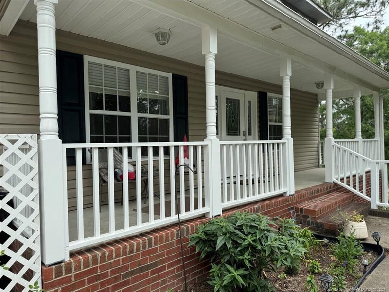 10 Golf Dr, Sanford, NC 27332