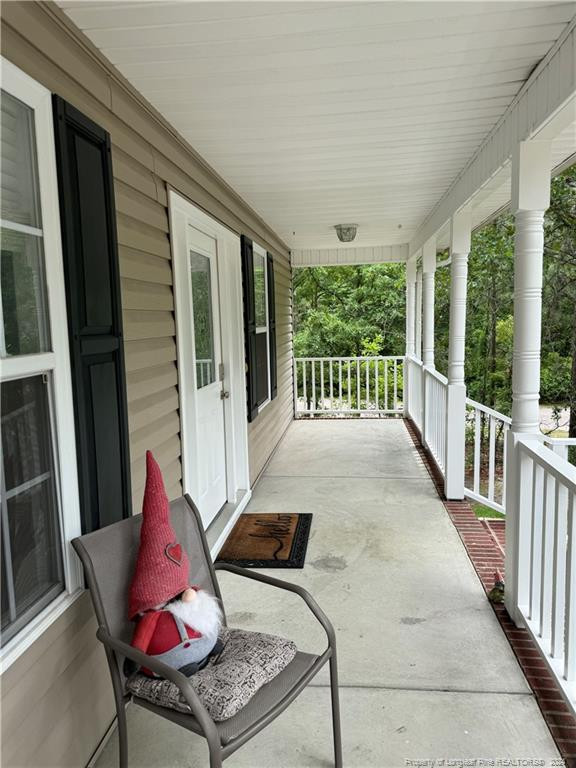 10 Golf Dr, Sanford, NC 27332