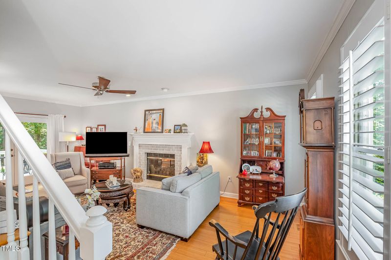 10 Gray Fox Ct, Durham, NC 27713