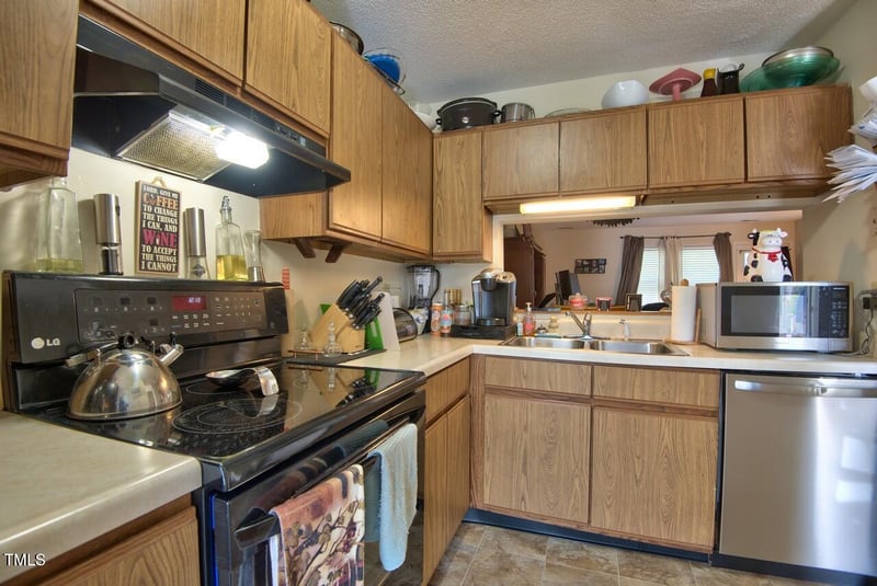 10 Grove Park Rd, Durham, NC 27705