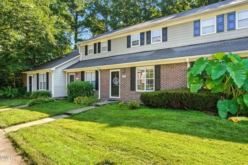 10 Hartford Ct, Durham, NC 27707